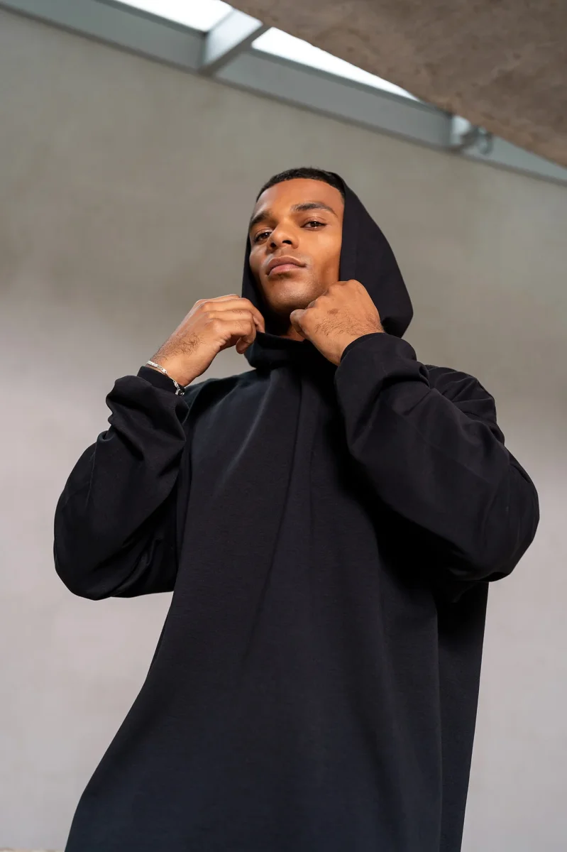 Hoodie Sue (Schwarz) – Bild 6